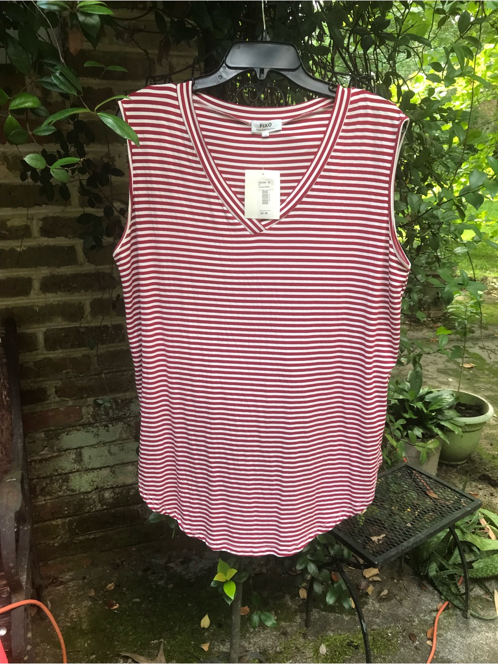 Piko 1988 Red & White Striped V-Neck Sleeveless Tank